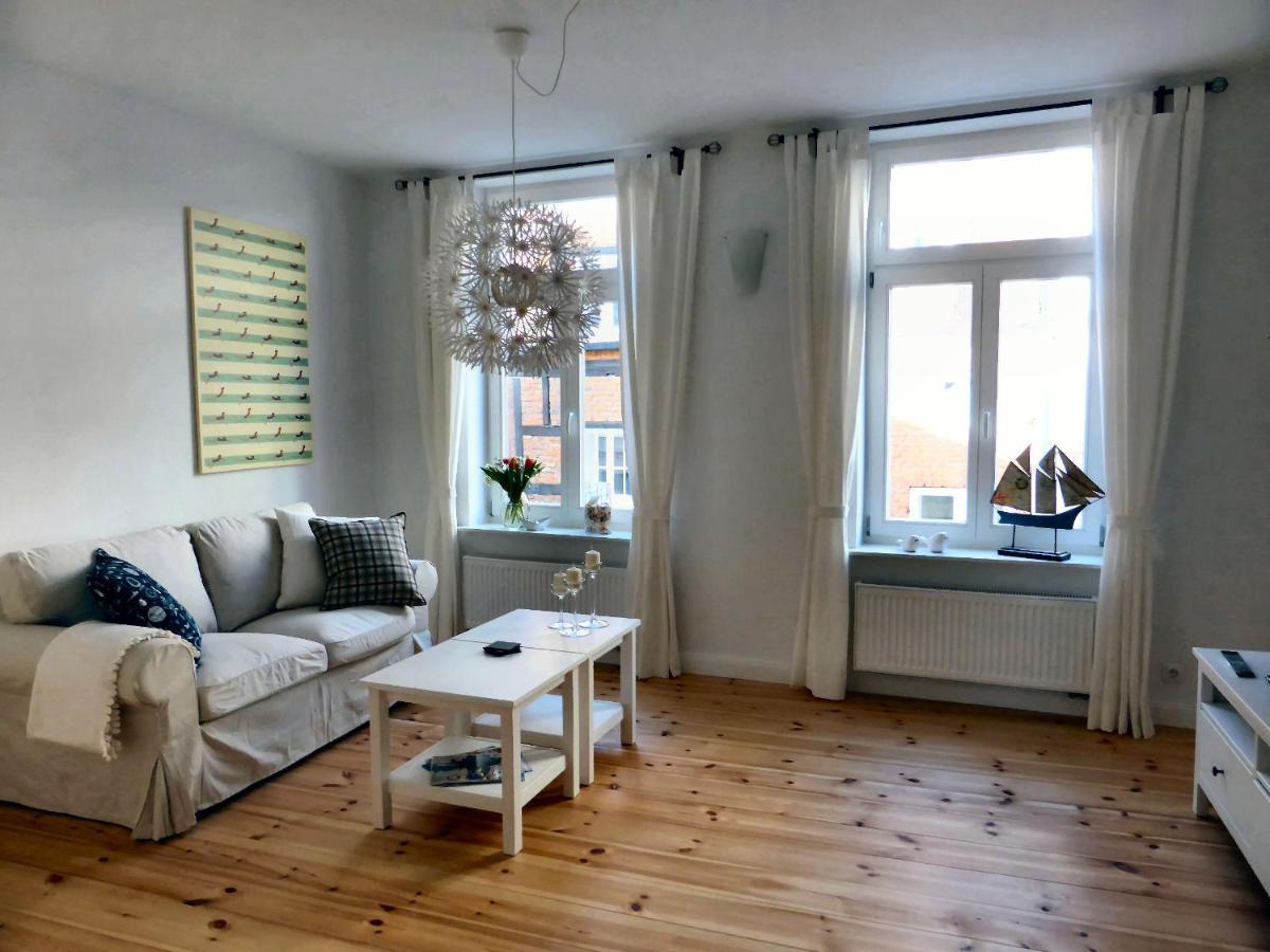 Kleine Hohe 18 Apartment Wismar Exterior photo